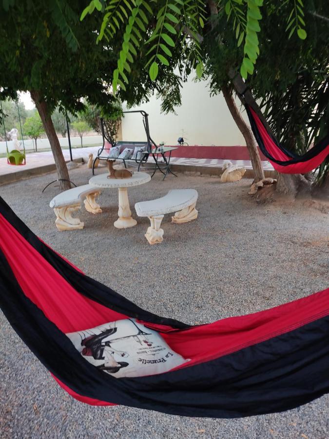 Agios Georgios  Hotel Takis מראה חיצוני תמונה